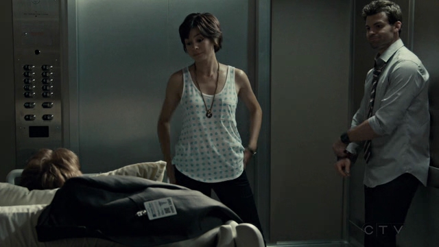 VampireDiariesWorld-dot-org_SavingHope2x07-1200.jpg