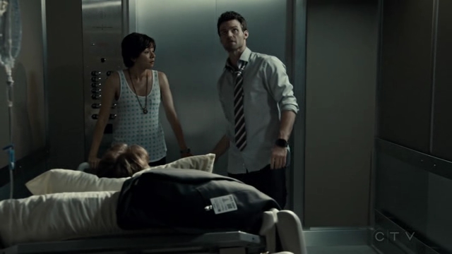 VampireDiariesWorld-dot-org_SavingHope2x07-1238.jpg