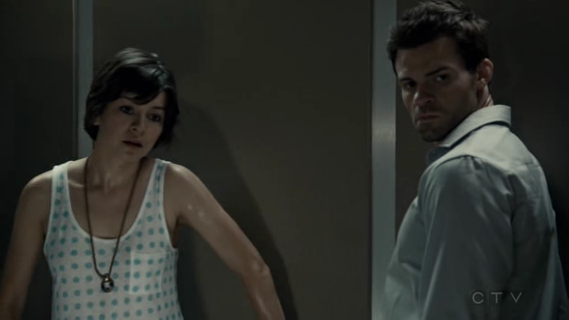 VampireDiariesWorld-dot-org_SavingHope2x07-1531.jpg