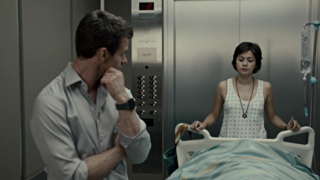 VampireDiariesWorld-dot-org_SavingHope2x07-1890.jpg