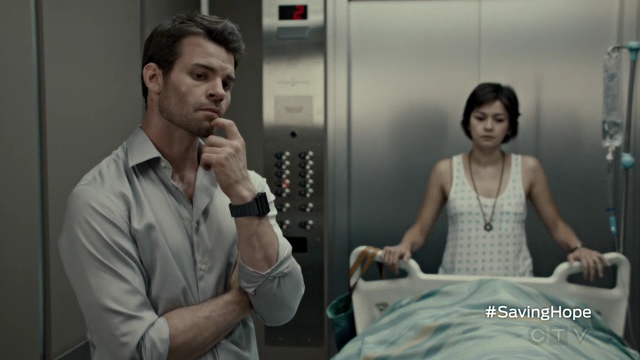 VampireDiariesWorld-dot-org_SavingHope2x07-1894.jpg