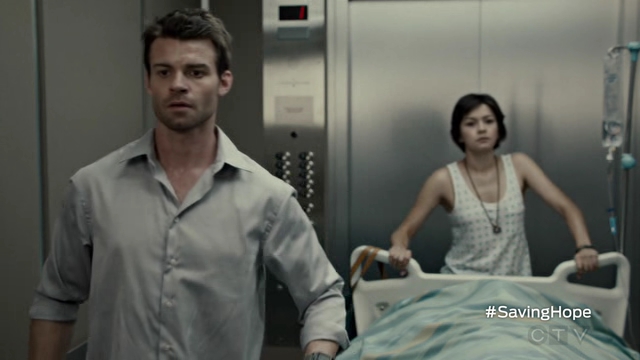 VampireDiariesWorld-dot-org_SavingHope2x07-1899.jpg