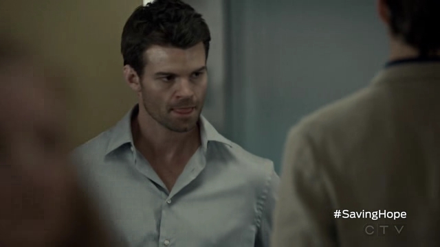 VampireDiariesWorld-dot-org_SavingHope2x07-1902.jpg