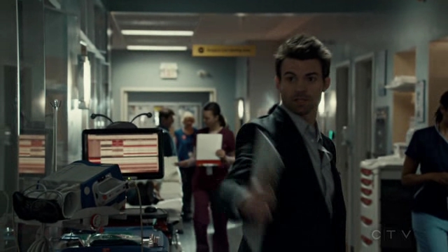 VampireDiariesWorld-dot-org_SavingHope2x07-2319.jpg