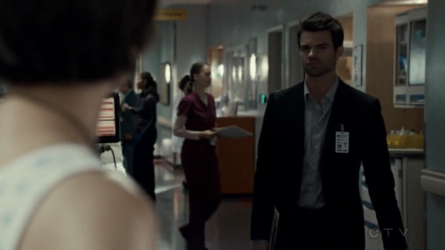 VampireDiariesWorld-dot-org_SavingHope2x07-2326.jpg