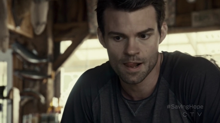 VampireDiariesWorld-dot-org_SavingHope2x08-1413.jpg