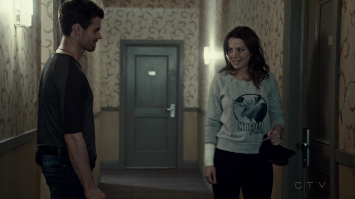 VampireDiariesWorld-dot-org_SavingHope2x08-2397.jpg