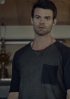 VampireDiariesWorld-dot-org_SavingHope2x08-0504.jpg