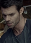 VampireDiariesWorld-dot-org_SavingHope2x08-0612.jpg