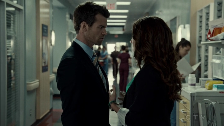 VampireDiariesWorld-dot-org_SavingHope2x09-0782.jpg