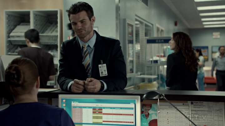 VampireDiariesWorld-dot-org_SavingHope2x09-0813.jpg