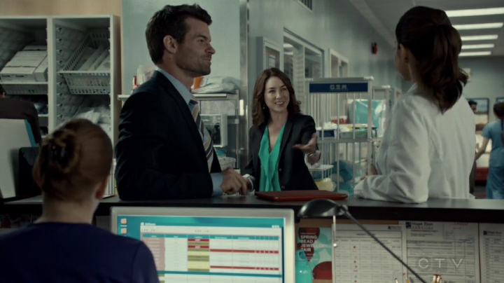 VampireDiariesWorld-dot-org_SavingHope2x09-0823.jpg