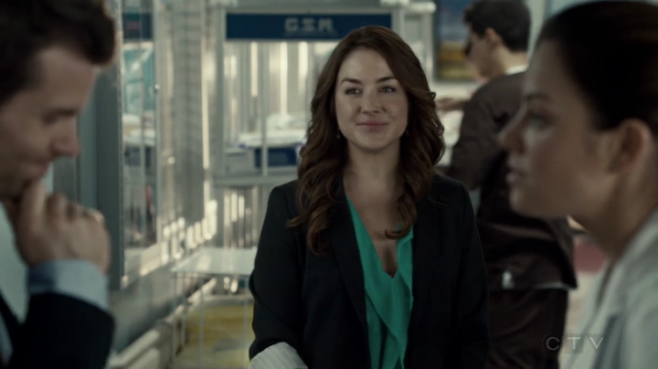 VampireDiariesWorld-dot-org_SavingHope2x09-0845.jpg