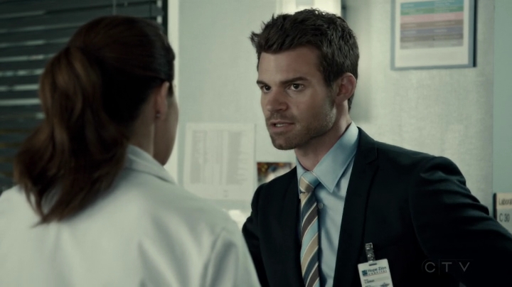 VampireDiariesWorld-dot-org_SavingHope2x09-0864.jpg