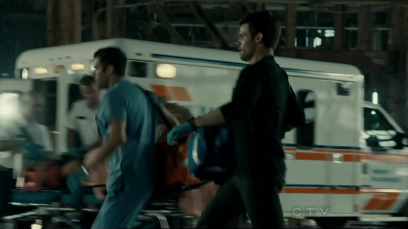 VampireDiariesWorld-dot-org_SavingHope2x10-0479.jpg