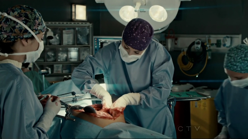 VampireDiariesWorld-dot-org_SavingHope2x10-0569.jpg