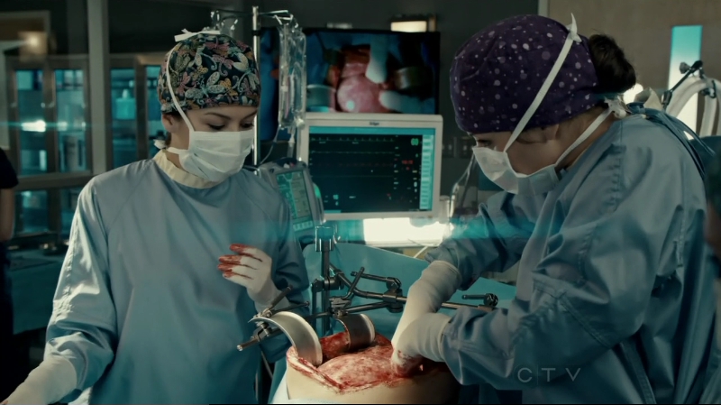 VampireDiariesWorld-dot-org_SavingHope2x10-0574.jpg