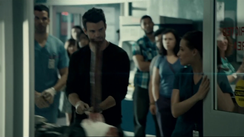 VampireDiariesWorld-dot-org_SavingHope2x10-0649.jpg