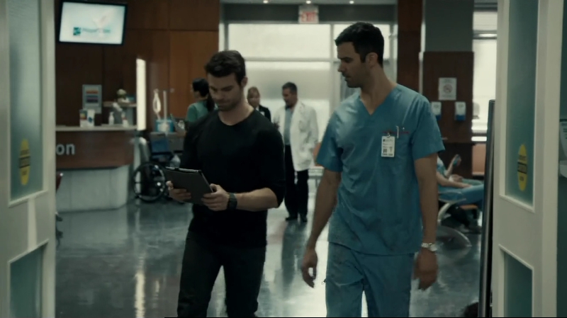 VampireDiariesWorld-dot-org_SavingHope2x10-0671.jpg