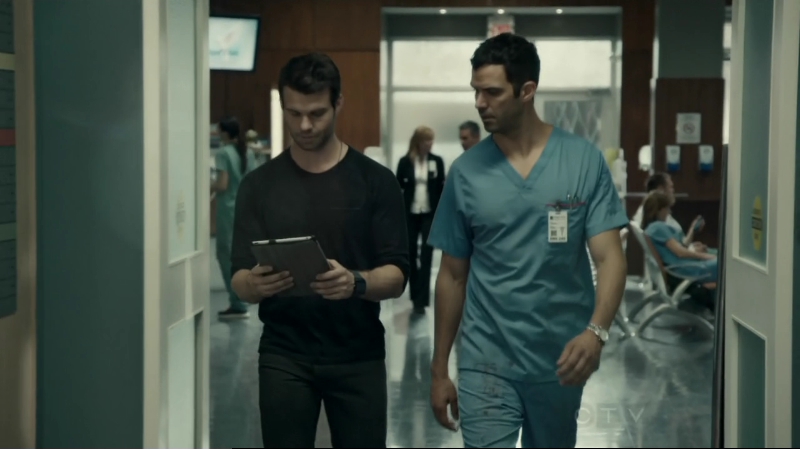 VampireDiariesWorld-dot-org_SavingHope2x10-0672.jpg