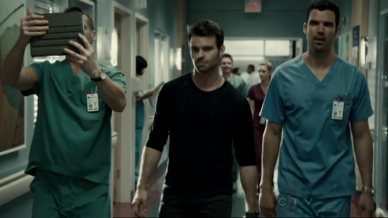 VampireDiariesWorld-dot-org_SavingHope2x10-0678.jpg