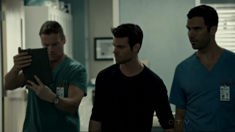 VampireDiariesWorld-dot-org_SavingHope2x10-0682.jpg