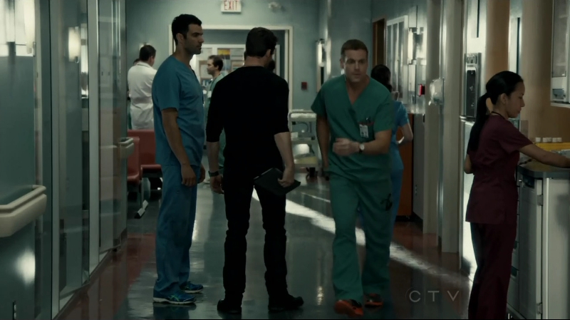 VampireDiariesWorld-dot-org_SavingHope2x10-0697.jpg