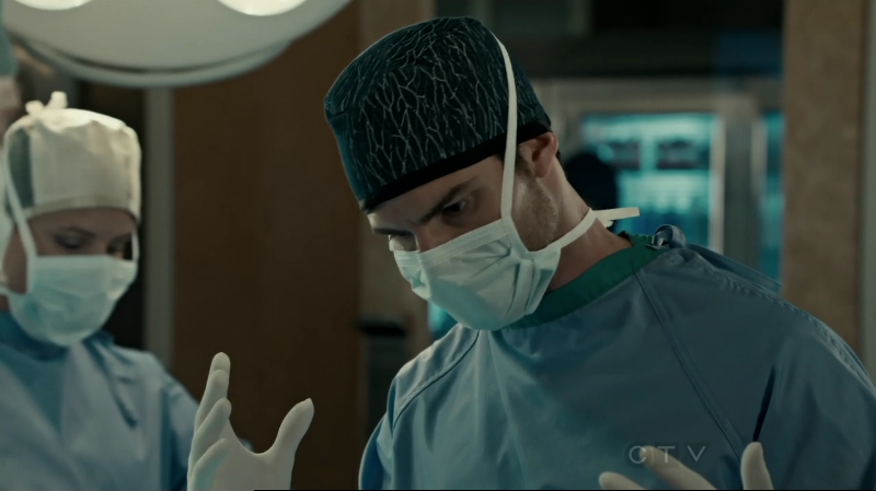 VampireDiariesWorld-dot-org_SavingHope2x10-0816.jpg