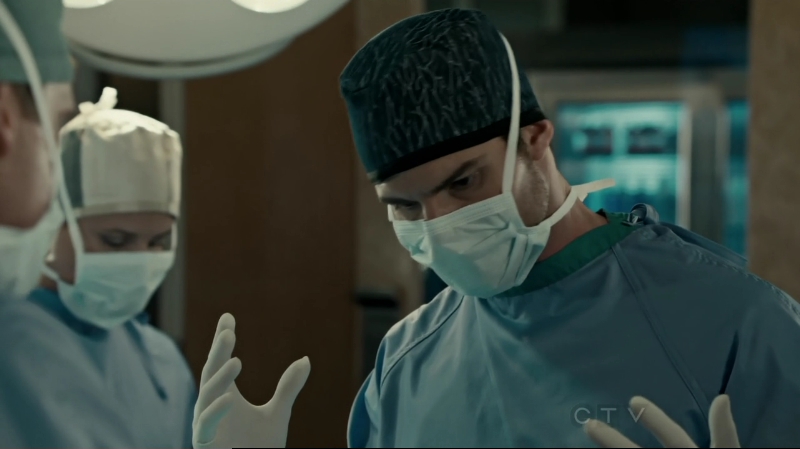 VampireDiariesWorld-dot-org_SavingHope2x10-0818.jpg