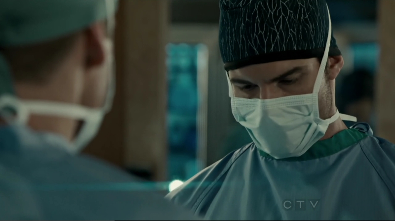 VampireDiariesWorld-dot-org_SavingHope2x10-0837.jpg