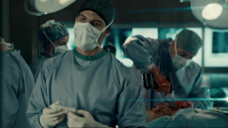 VampireDiariesWorld-dot-org_SavingHope2x10-1184.jpg