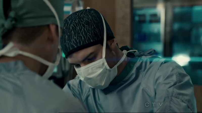 VampireDiariesWorld-dot-org_SavingHope2x10-1205.jpg