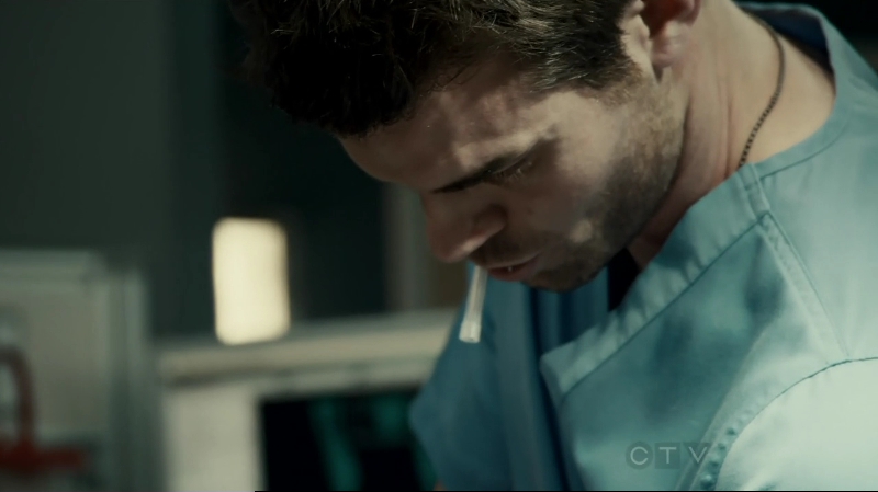 VampireDiariesWorld-dot-org_SavingHope2x10-1752.jpg