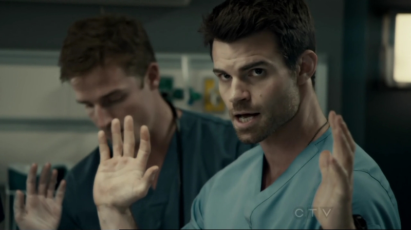 VampireDiariesWorld-dot-org_SavingHope2x10-1867.jpg