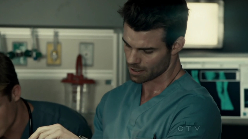 VampireDiariesWorld-dot-org_SavingHope2x10-1998.jpg