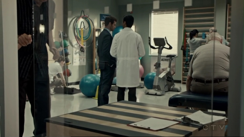 VampireDiariesWorld-dot-org_SavingHope2x11-0597.jpg