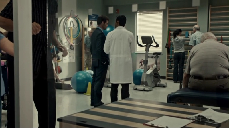 VampireDiariesWorld-dot-org_SavingHope2x11-0599.jpg