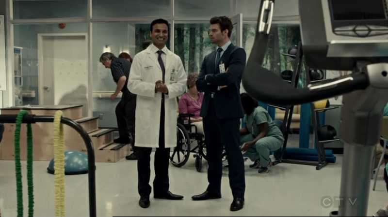 VampireDiariesWorld-dot-org_SavingHope2x11-0601.jpg