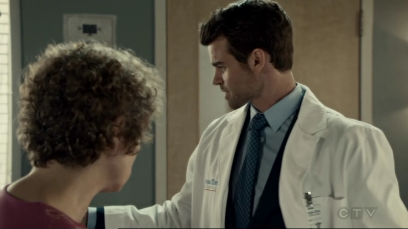 VampireDiariesWorld-dot-org_SavingHope2x11-1748.jpg