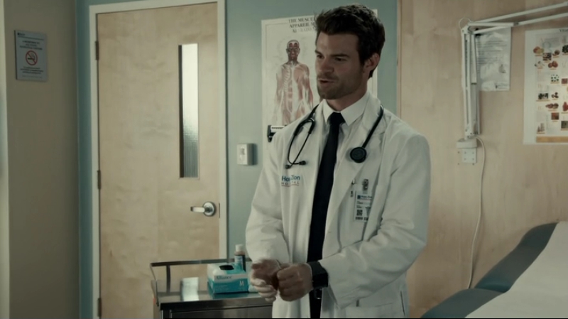 VampireDiariesWorld-dot-org_SavingHope2x12-0265.jpg