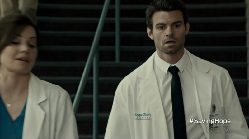 VampireDiariesWorld-dot-org_SavingHope2x12-0714.jpg