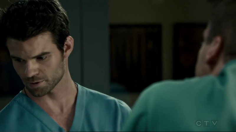 VampireDiariesWorld-dot-org_SavingHope2x12-0780.jpg