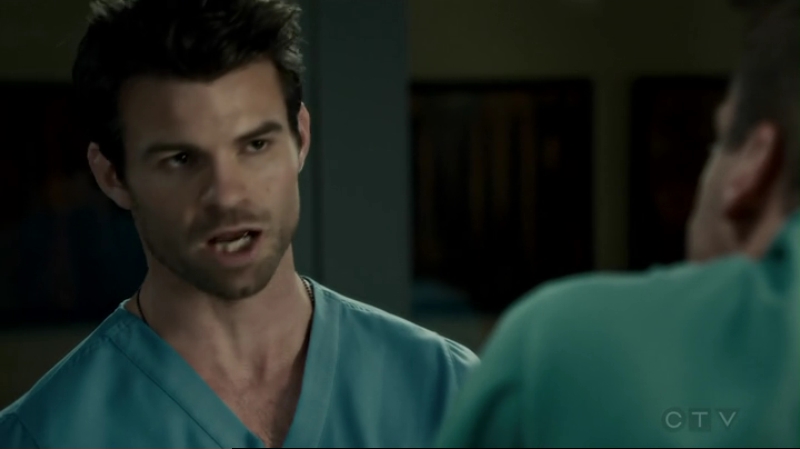 VampireDiariesWorld-dot-org_SavingHope2x12-0781.jpg