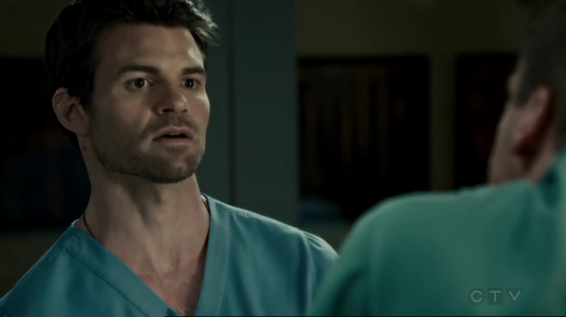 VampireDiariesWorld-dot-org_SavingHope2x12-0782.jpg