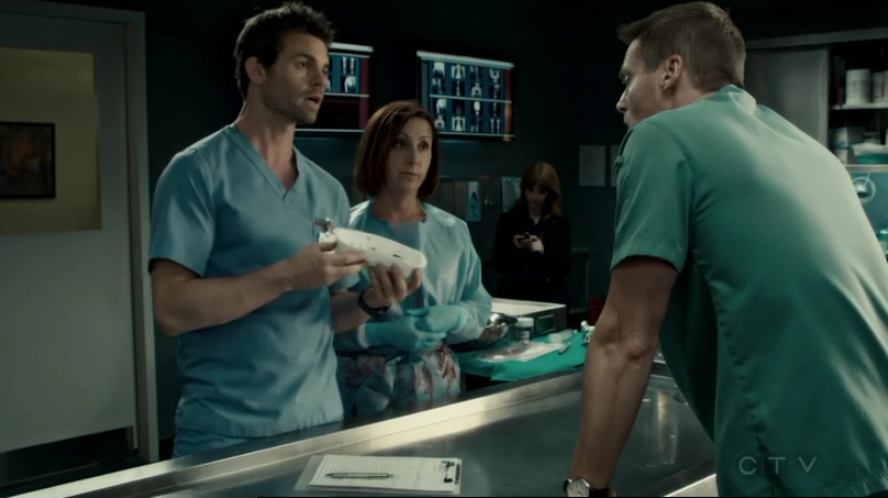 VampireDiariesWorld-dot-org_SavingHope2x12-0791.jpg