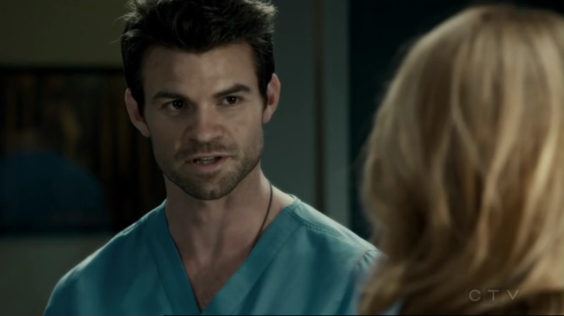 VampireDiariesWorld-dot-org_SavingHope2x12-0944.jpg