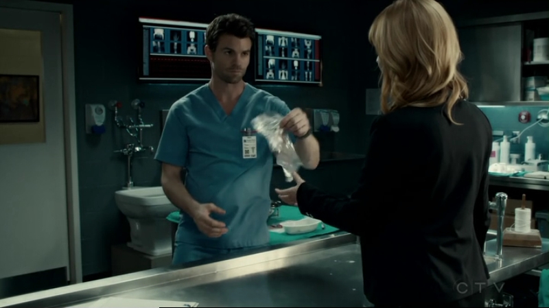 VampireDiariesWorld-dot-org_SavingHope2x12-0968.jpg