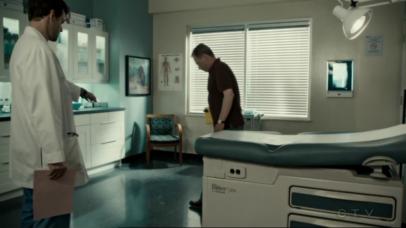 VampireDiariesWorld-dot-org_SavingHope2x12-1359.jpg