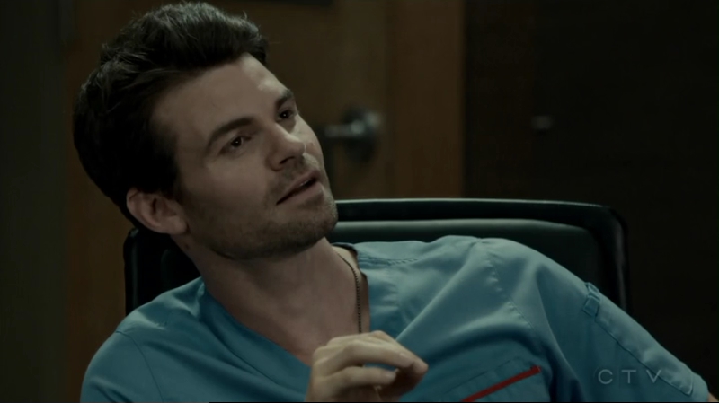 VampireDiariesWorld-dot-org_SavingHope2x12-1645.jpg