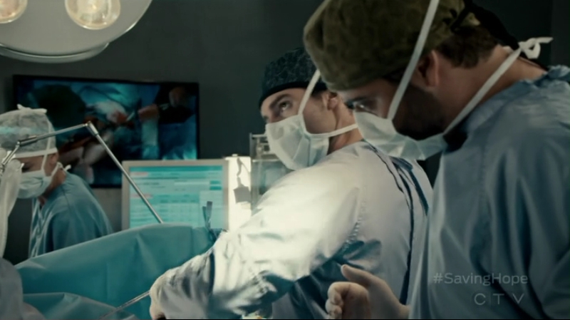 VampireDiariesWorld-dot-org_SavingHope2x12-1822.jpg